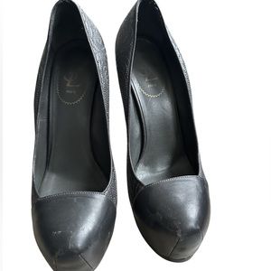 Ysl platforms size 42 fits 11